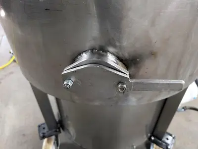 SAVAGE 450 CM Chocolate Conditioner | Harvest Equipment and Fabrication Inc (18)