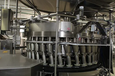 Metering Hopper and Zacmi Filler
