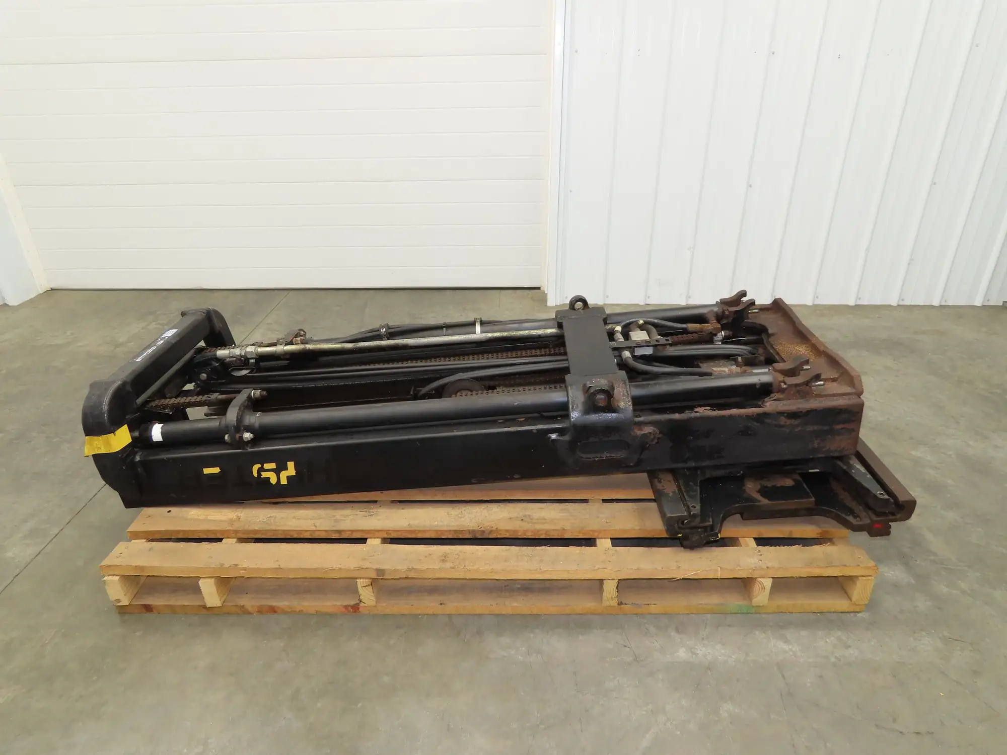 Hyster E60Z Forklift Mast 182" 3-Stage Side Shift Tilt Class 3 Electric 6000lbs