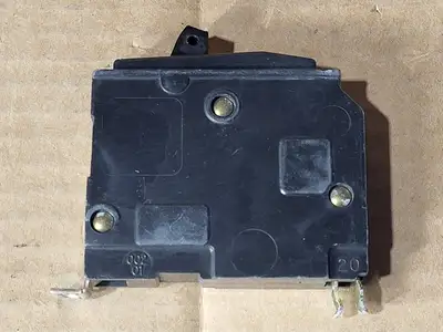 Used SQUARE D QOB120 Switchgears British Columbia CA | Lenmark #1438687