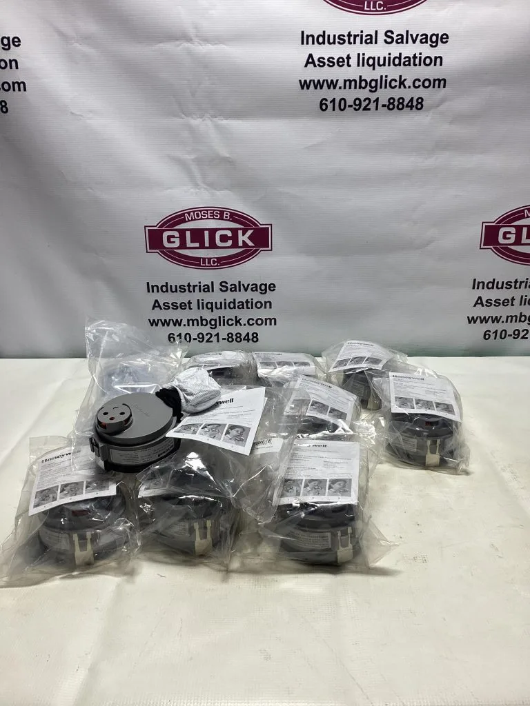Honeywell 7902 Disposable Mouth Bit Respirator Box of 12 -NIB