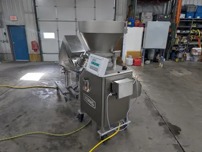 USED 2017 REISER ROBOT 500 FILLER