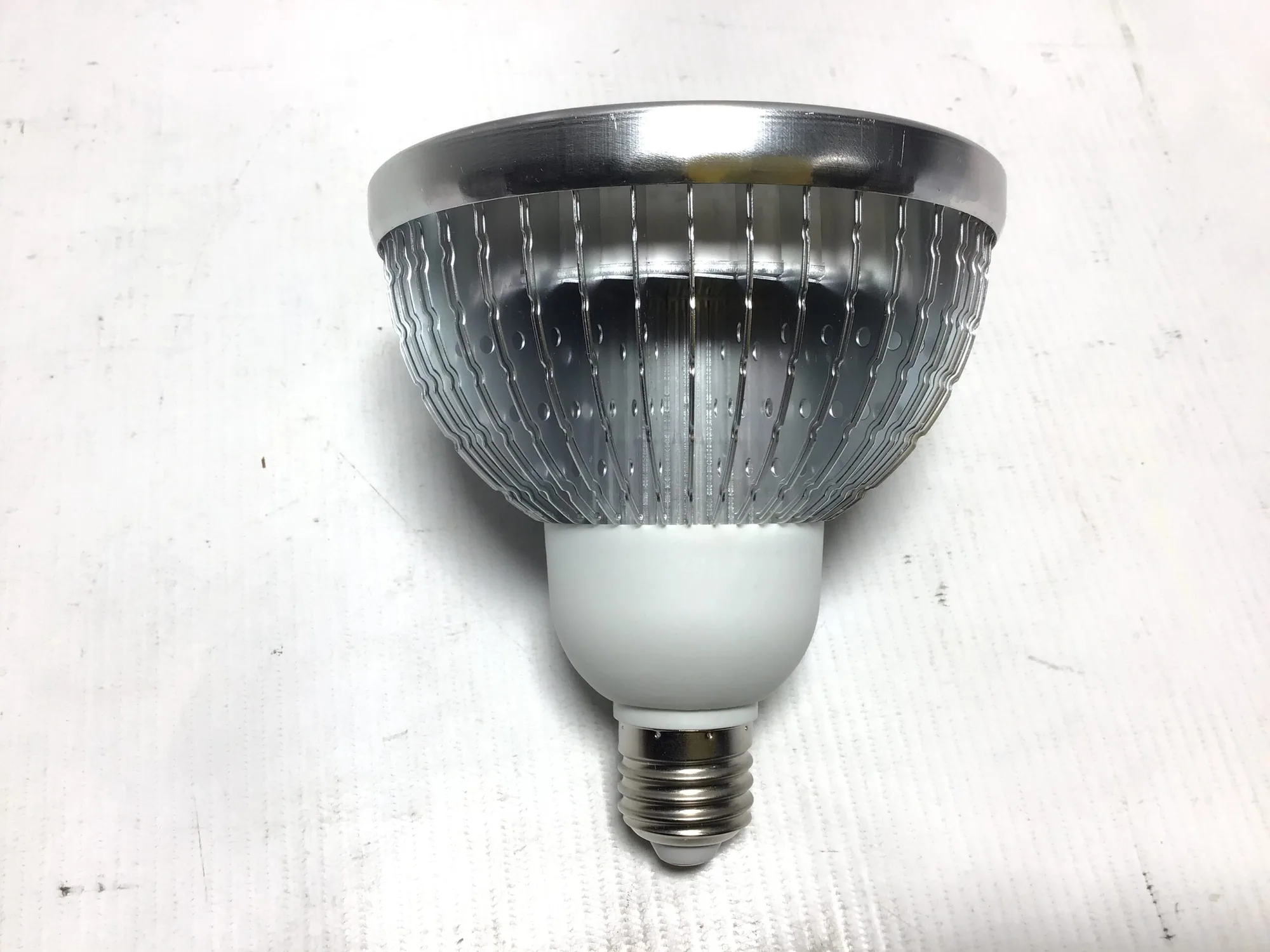 Simply Conserve LED PAR 38 EYE 15W Dim 2700K E27 85-265V