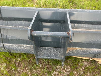 Used GEHL 72" BUCKET Forklift Attachments Oklahoma US | OT Truck & Tractor Sales #1383910