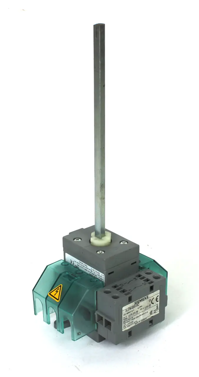 Siemens 3LD2244-0TK53 Rotary Switch w/ 3LD9220-5C Contact Block