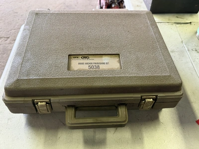 Used _UNKNOWN_ _UNKNOWN_ Hand Presses Michigan US | Miedema Asset Management Group #1371876