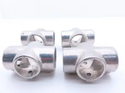 Hollaender 7-7 1-1/4 Speed-Rail Cross 1-1/4" Pipe Fits 1.66" 4 Screw OD Lot of 4