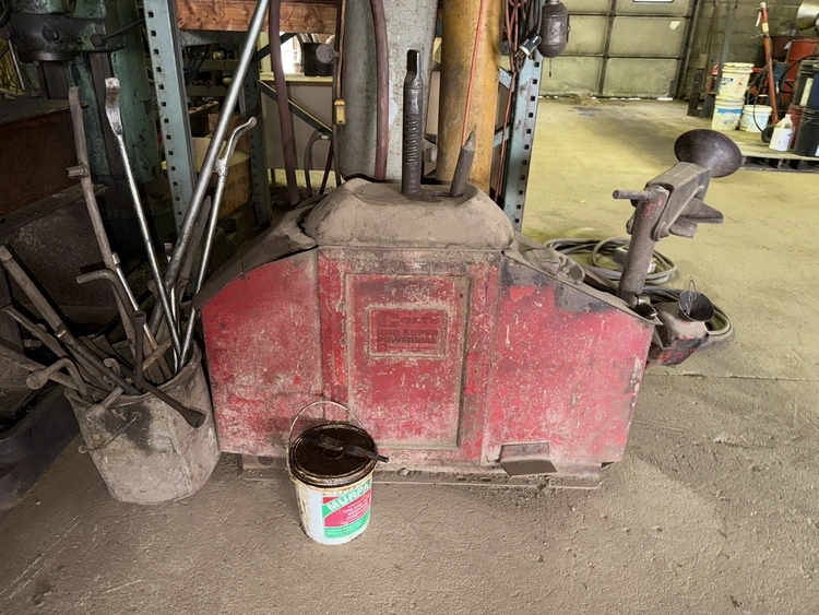 Used _UNKNOWN_ _UNKNOWN_ Tire Balancers Michigan US | Miedema Asset Management Group #1371884