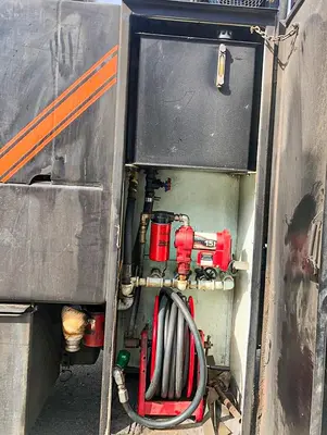 Used 2005 MACK DM690S WATER TRUCK Water Trucks Pennsylvania US | East West Machinery & Drilling #1482992