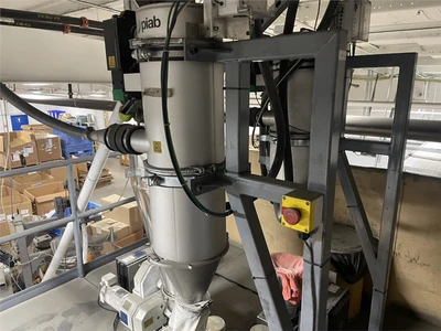 USED RELIANCE VFM 100/VCM 150