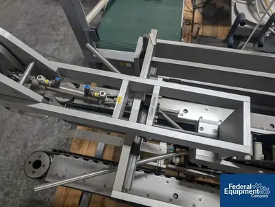 USED NJM/CLI NJM 400R Labeler and Case Packer
