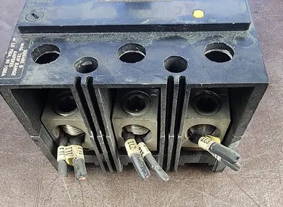 USED SQUARE D KAL36150