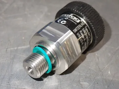 New | in-Stock TRAFAG 8427 Pressure Transmitters Ohio US | HGR 24 #1187087