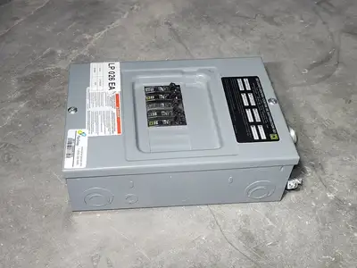 USED SQUARE D QO8L100