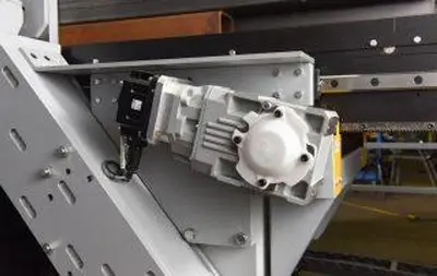 NEW HYDMECH GROUP V-21/26APC