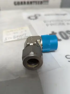 New | in-Stock SWAGELOK SS-810-2-8 Parts (Hydraulics and Pneumatics) Ohio US | Surplus Asset Holdings #1226029