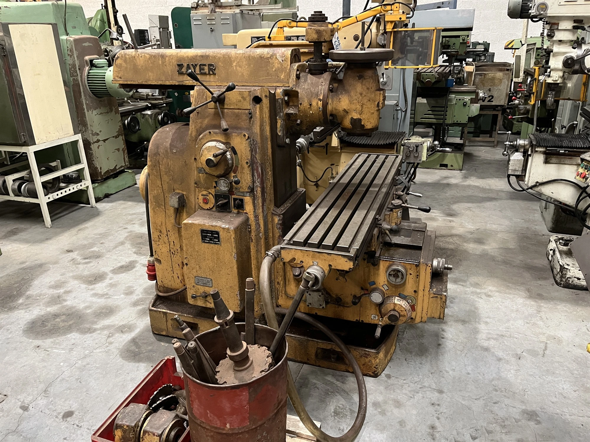 USED ZAYER 3U X: 1290 - Y: 355 - Z: 505 MM