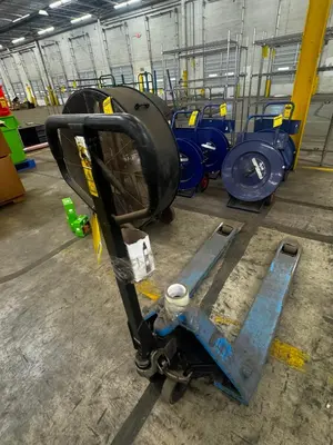 Used _UNKNOWN_ _UNKNOWN_ Pallet Jacks North Carolina US | Myron Bowling Auctioneers Inc #1543513