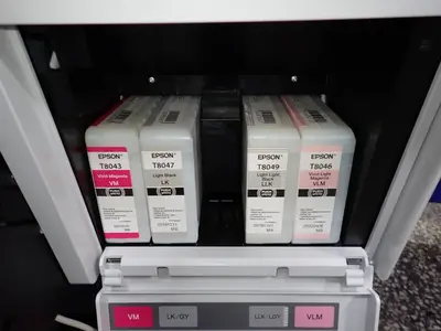 Used EPSON SURECOLOR P6000 / K281A Large Format Printers Ohio US | HGR 24 #917656