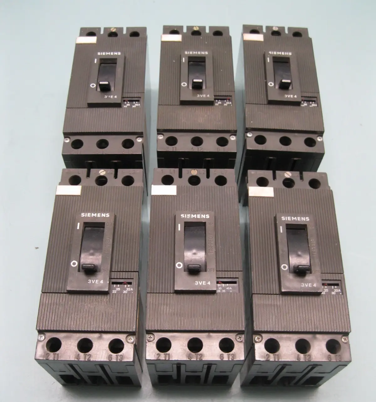 Lot (6) Siemens 3VE4200-0CQ00 Circuit Breaker 22-32A 3-Pole H13
