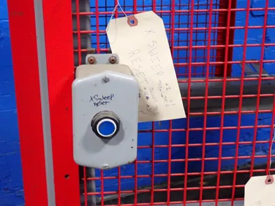 Drop Box Feeder