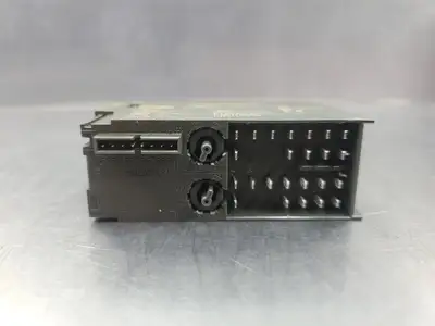 USED Siemens 6ES7138-4FB03-0AB0 PROFIsafe SIMATIC S7 Digital Output Module