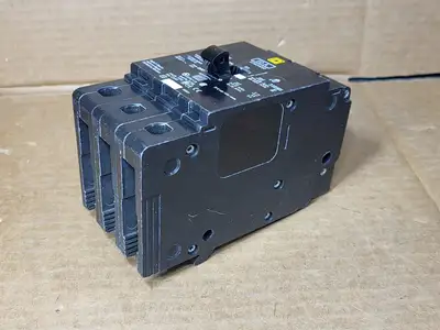 NEW SQUARE D EDB34060