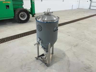 Used SPIKE BREWING CF15 CONICAL FERMENTER/UNITANK WITH INSULATED CONICAL JACKET 18 GALLONS Brewing Equipment Michigan US | Miedema Asset Management Group #1580107