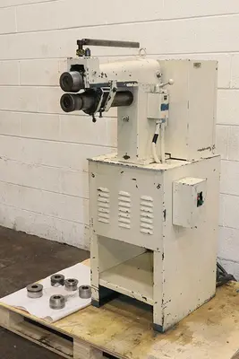 ROPER WHITNEY (PEXTO) MODEL 3617-C  Power Beading (Combination) Machine