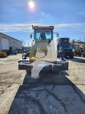 USED 2023 XCMG CV123PDU