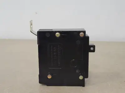 USED EATON M1640