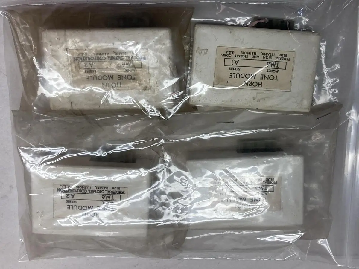 USED FEDERAL SIGNAL TM6