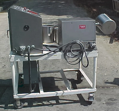 USED TELEDYNE READCO LAB LIQ SOL CHANGE CAN TYPE BLENDER