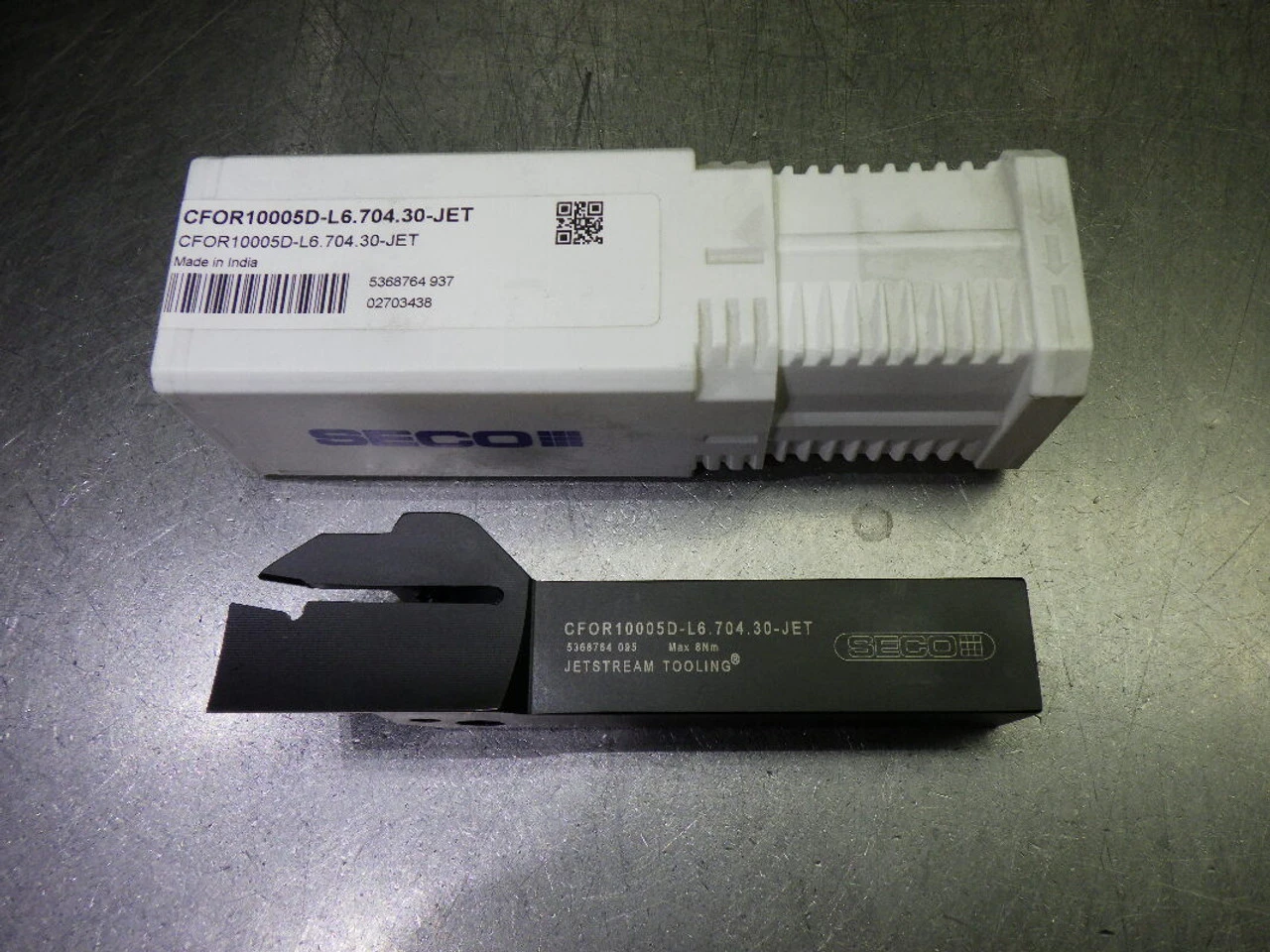 SECO 1"x1" Coolant Thru Lathe Tool Holder CFOR10005D-L6.704.30-JET (LOC1583B)