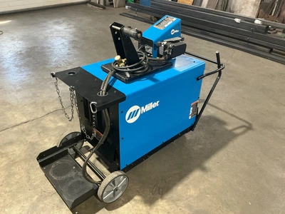 MILLER DELTAWELD 452 Mig Welders | Direct Industrial (3)