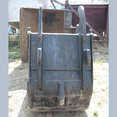 3ft Wide Digging Bucket
