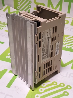 YASKAWA IDM CONTROLS CIMR-V7AU20P2 AC INVERTER DRIVE