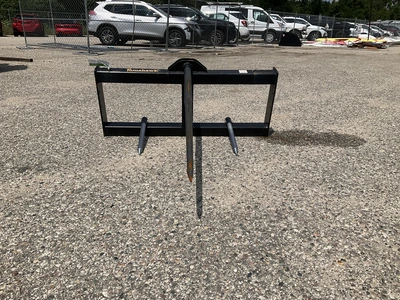Used TOMAHAWK 49" ROUND BALE HAY SPEAR AND FRAME Bale Spears Michigan US | Miedema Asset Management Group #1342387