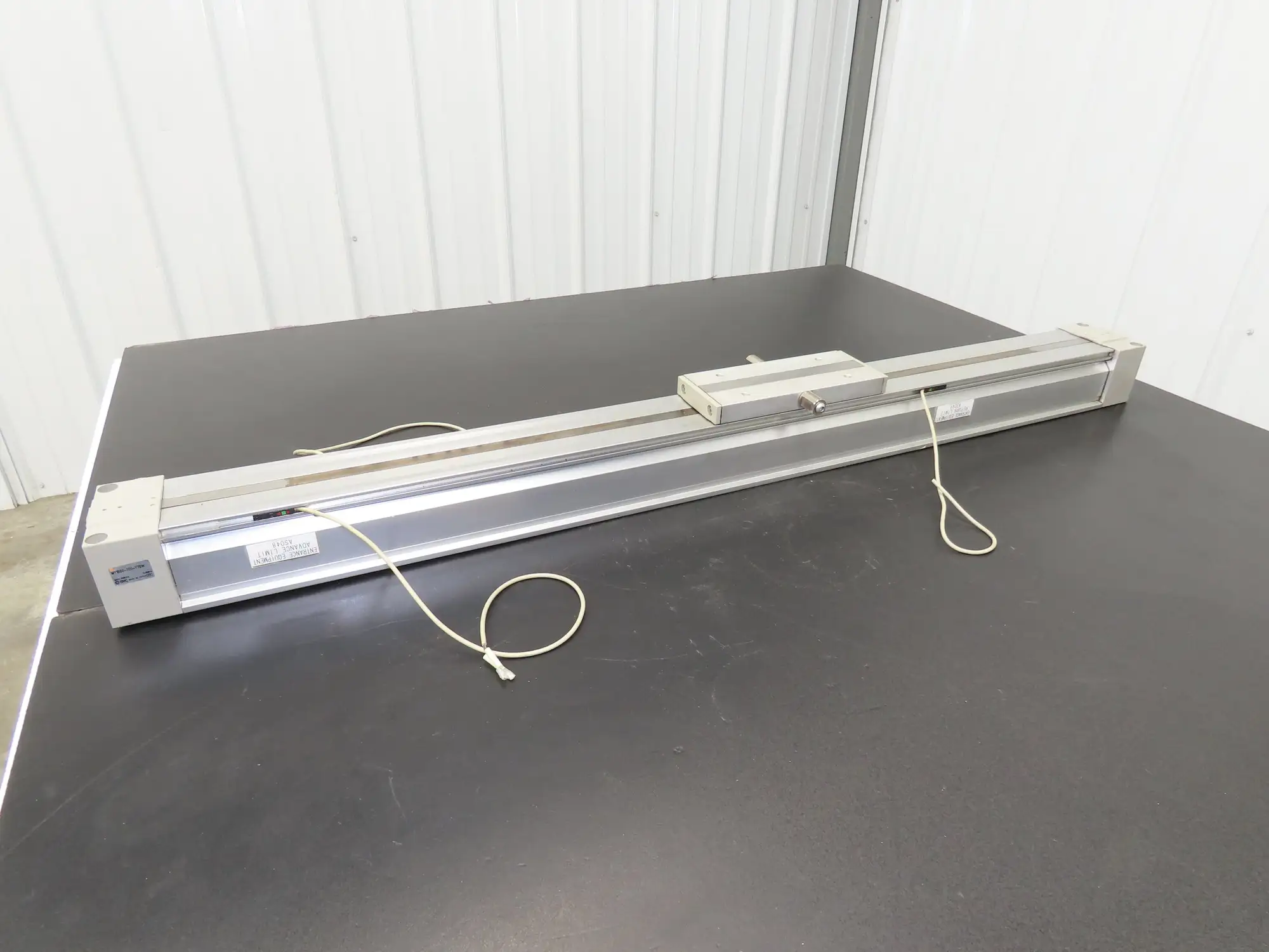 SMC MY1B50-700-Y7BW Linear Slide Guided Rodless Cylinder 50mm Bore 700mm Stroke