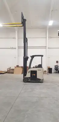 Used CROWN RC5545-40 3-Wheel Stand up Electric Counterbalance Forklifts British Columbia CA | Lenmark #1488905