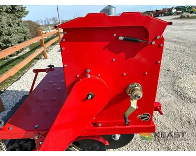 Used TAR RIVER _UNKNOWN_ Food Plot Seeders Iowa US | Keast Enterprises #1360509