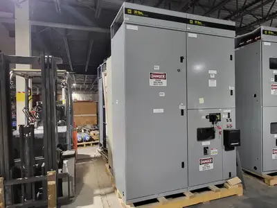 USED 2002 SQUARE D NG44D