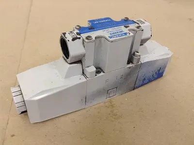 USED VICKERS DG4V32CMP7H750
