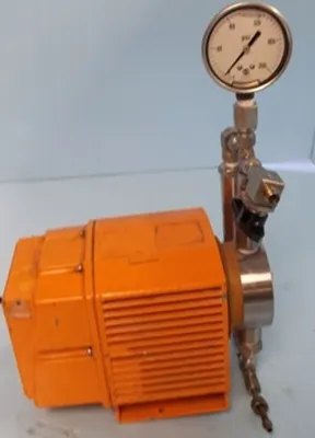 Used PROMINENT 1011B-100-S Pumps (Metering) Texas US | Bamko Surplus Process Equipment #934241