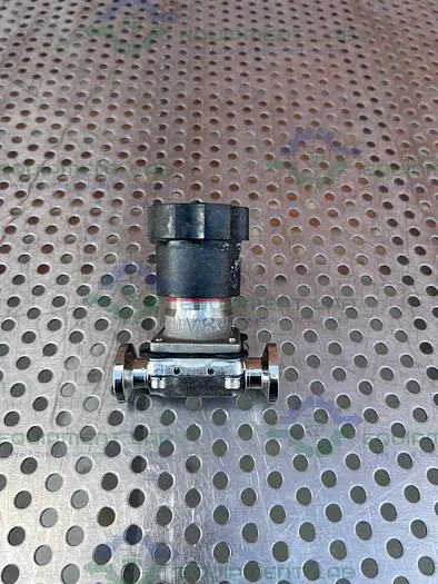 Used ITT BIO-TEK DIAPHRAGM VALVE W/ 1/2" SANITARY FITTING Valves/Fittings California US | Equipment Lab #485498