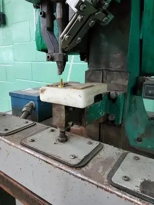 Used MILFORD S-63 Riveters CA | B & B RIVET MACHINE #1364726