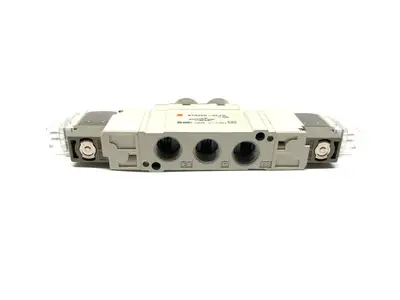 Used SMC DOUBLE SOLENOID VALVE Solenoid Valves | Maverick Industrial Sales #1102467