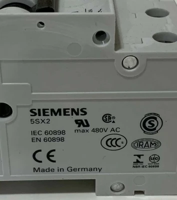 NEW SIEMENS 5SX2 306-8