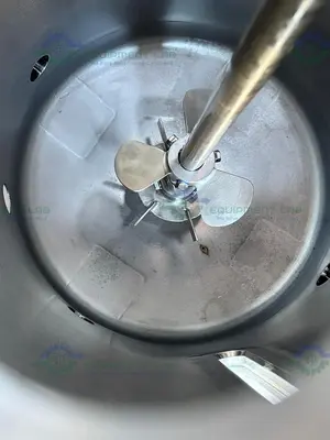 Unknown Brand 100 Liter Mixing Tank w/ Lenze 3 Phase Motor, Impeller