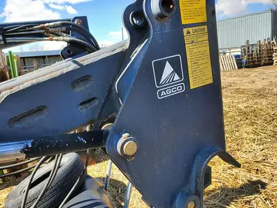 USED 1971 INTERNATIONAL 856